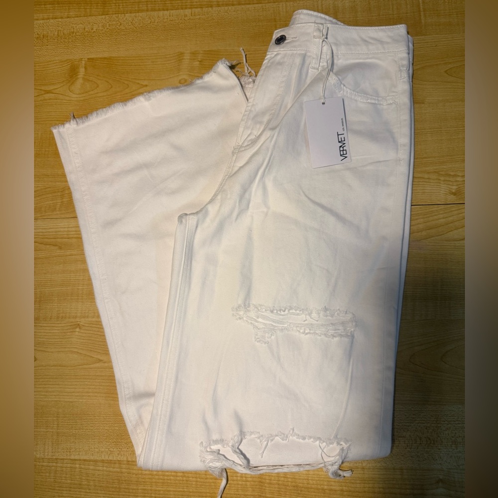 Vervet Flying Monkey White Distressed Wide Leg Jeans 27 32” Inseam NWT